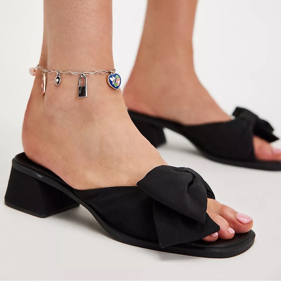 NEW Camper Two Of a Kind Heels in Black - Picture 2 of 3